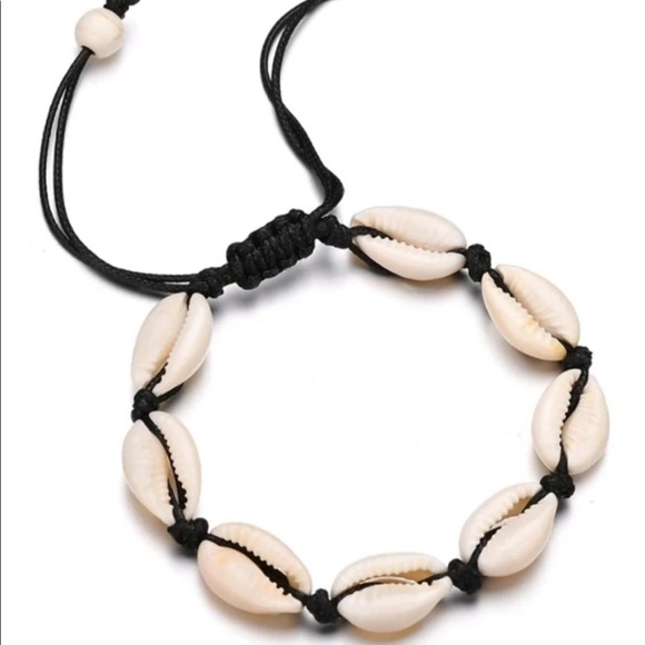 🆕 Cowrie Shell Bracelet - Picture 1 of 3